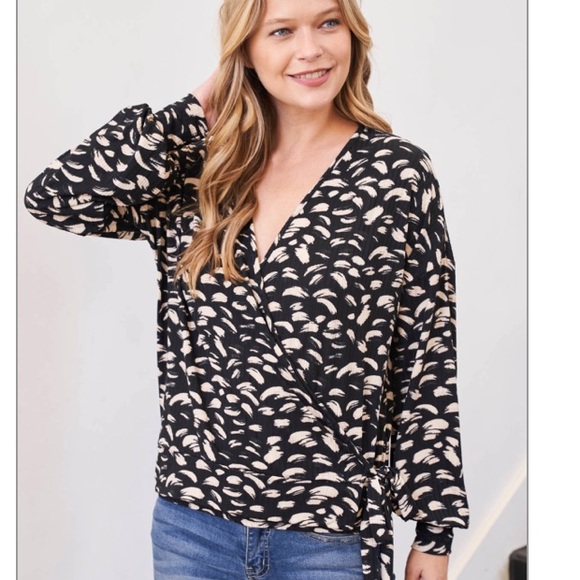 Chic Nation Tops - The AMELIA TOP
